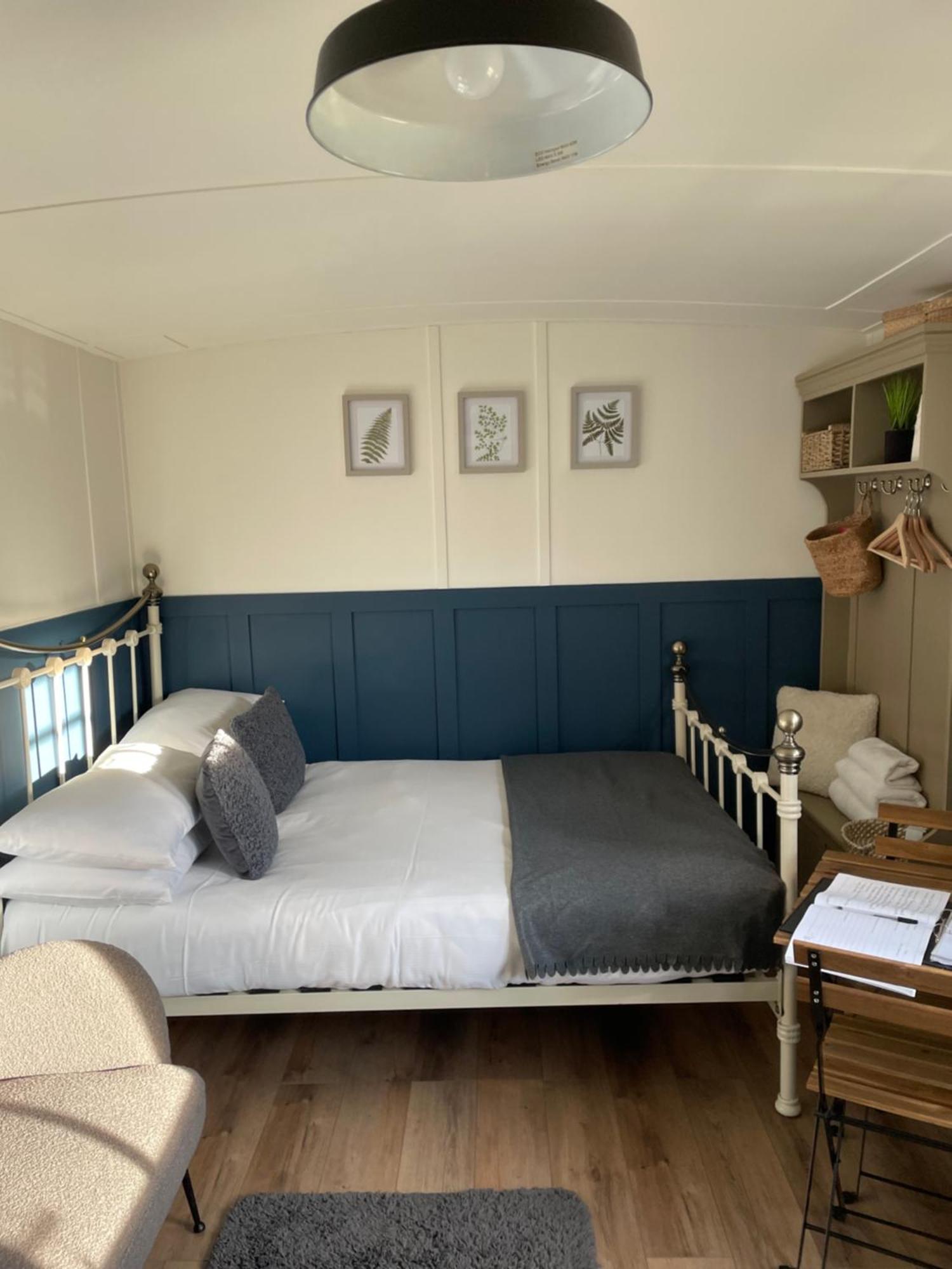 Rosemary Shepherds Hut, Clay Bank Huts Ingleby Greenhow 외부 사진